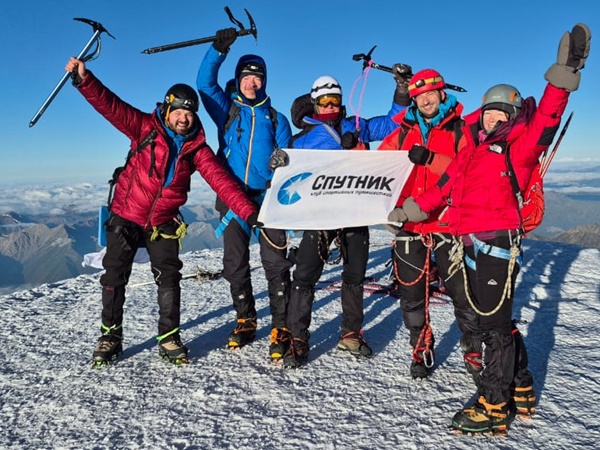 Восхождение на гору Казбек со стороны России