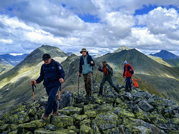 Восхождение на гору Манарага