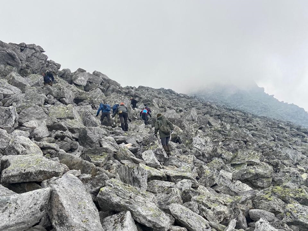 Подъём на гору Манарага